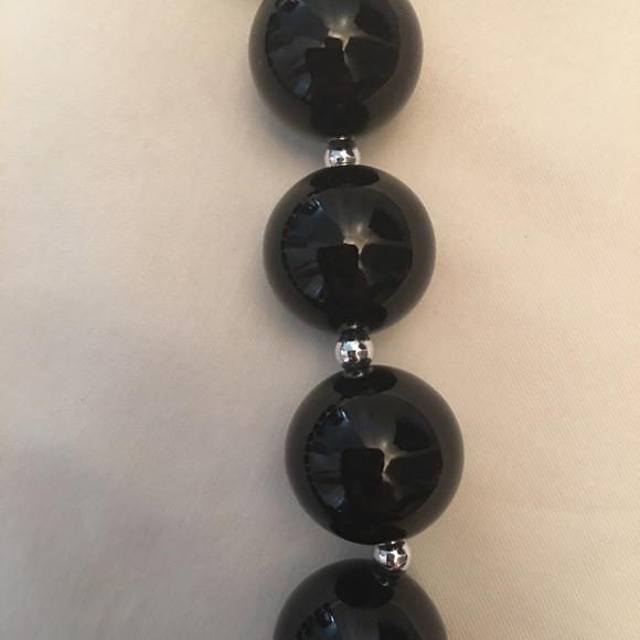 Black Bead Necklace - Picture 2 of 3